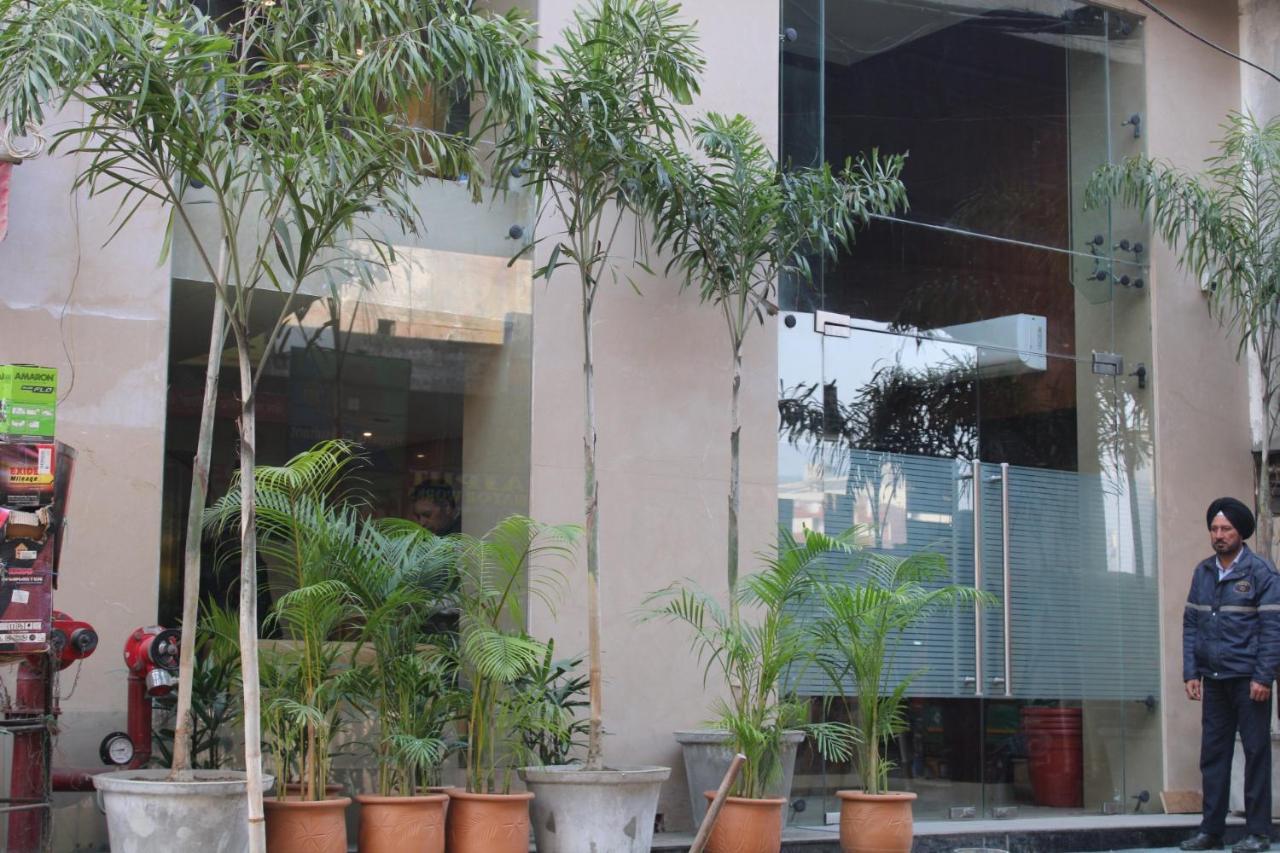 Sagar Hotel Just 5 Min From Golden Temple Amritsar Extérieur photo
